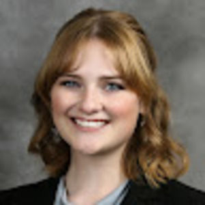 Meet your Posher, Lauren